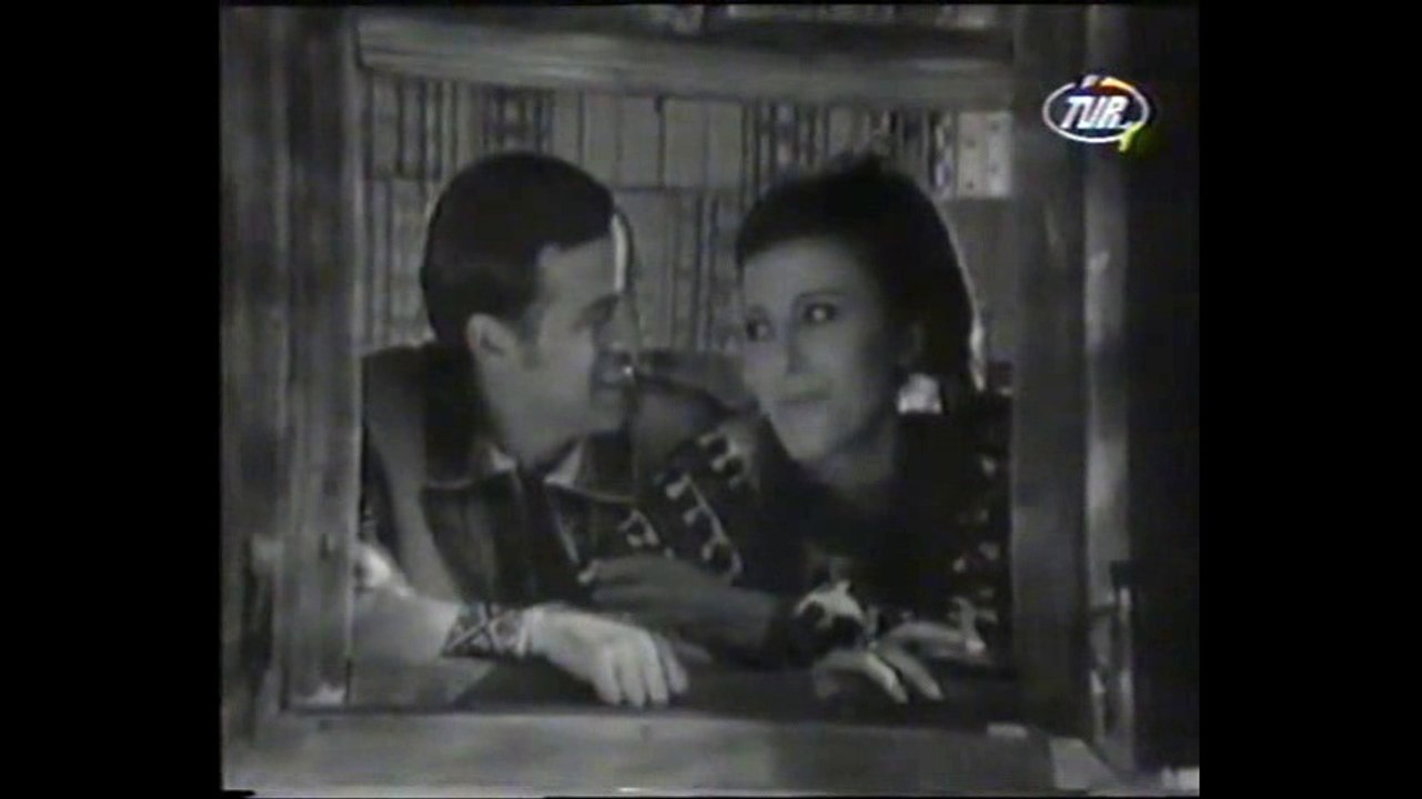 Irina Loghin si Benone Sinulescu - Cine bate seara la fereastra mea - Arhiva 1968