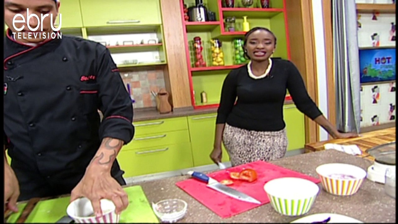 How To Prevent Matoke From Staining Your Hands