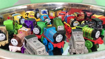 Thomas & Friends Bake a Chocolate Cake - Worlds Strongest Engine Thomas the Tank Engine Kids Toys