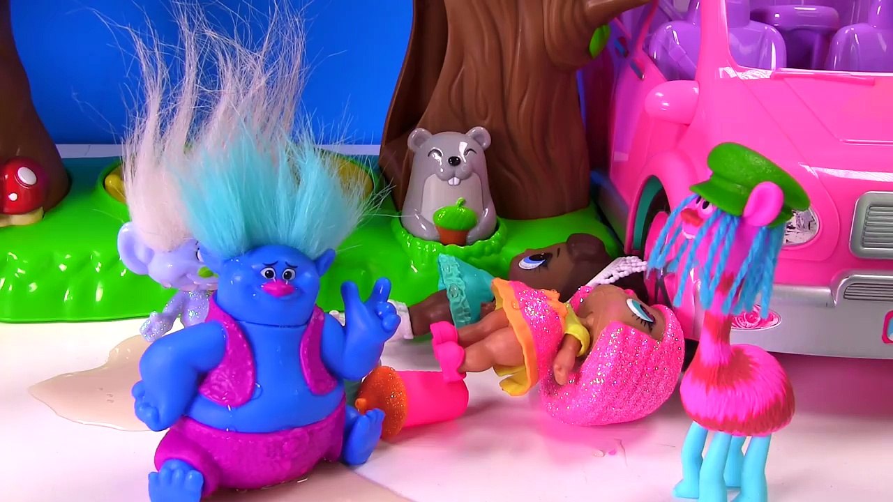 Dreamworks TROLLS Rescue! LOL Surprise Dolls Poppy & Branch