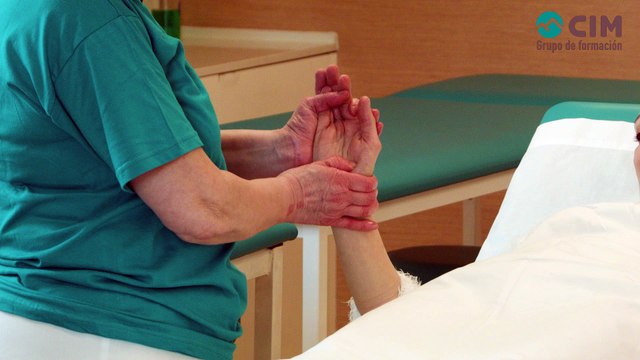 CIM Formación - Reflexología de la mano como complemento de la reflexología podal