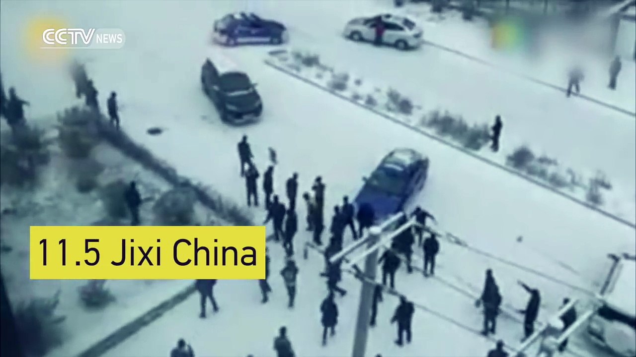 Footage: 9 vehicles in domino-style pile-up on icy road