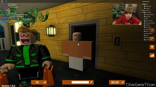 Trick or Treat in Hallowsville | ROBLOX | Kid Gaming