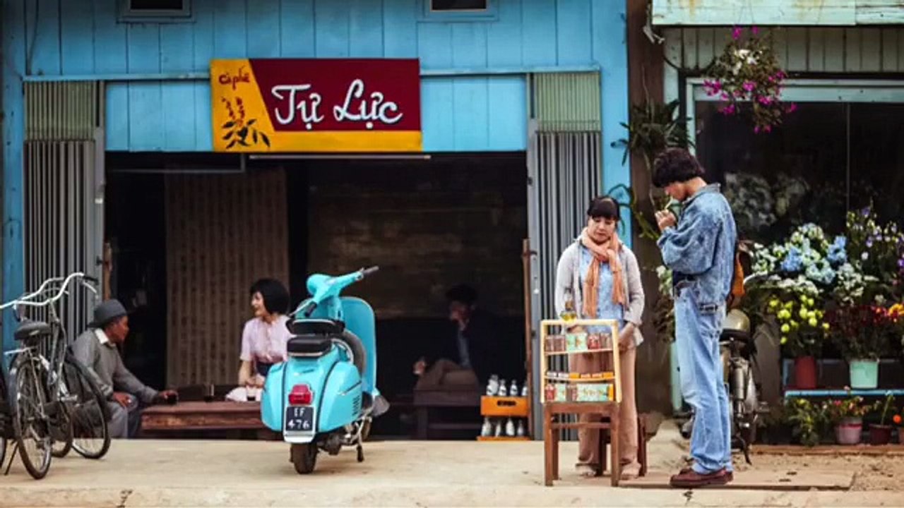 Khu nhà hát Hòa Bình trong phim Tháng năm rực rỡ