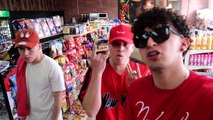 Los SORPRENDÍ en la CAMA mientra grababa!! (HotSpanish Vlogs)