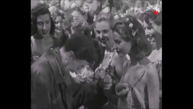 El debut de Sophia Loren en Tototarzan (Sophia Loren first appaerance)