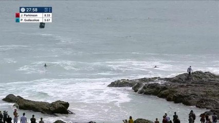 Adrénaline - Surf : Joel Parkinson with an 8.33 Wave vs. P.Gudauskas