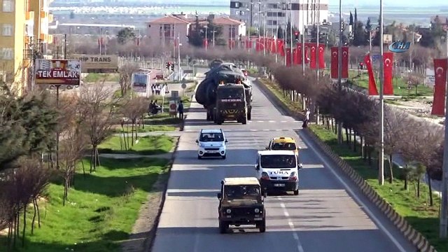 Afrin’e fırtına obüs topları sevk edildi