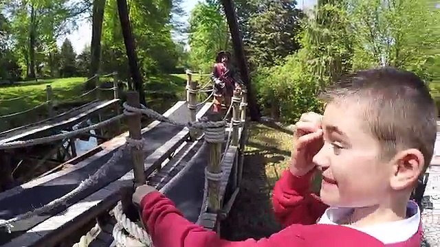 VLOG - Sensations Fortes pour Néo à Nigloland - Manèges Donjon de lextrême & Alpina Blitz