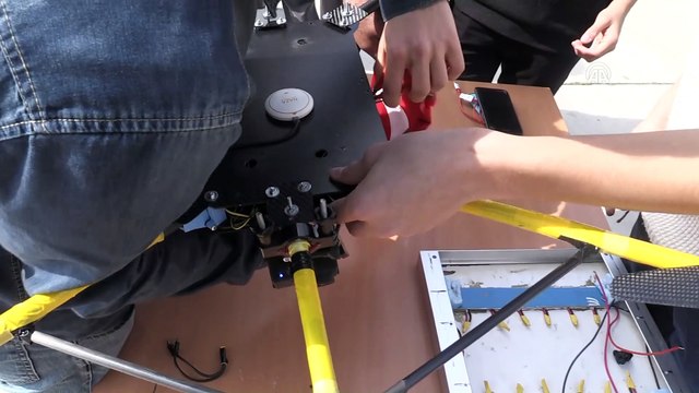Liseli mucitlerden rüzgar ve güneş enerjili drone - AYDIN