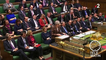 Espion empoisonné : la Russie se moque du "cirque" britannique