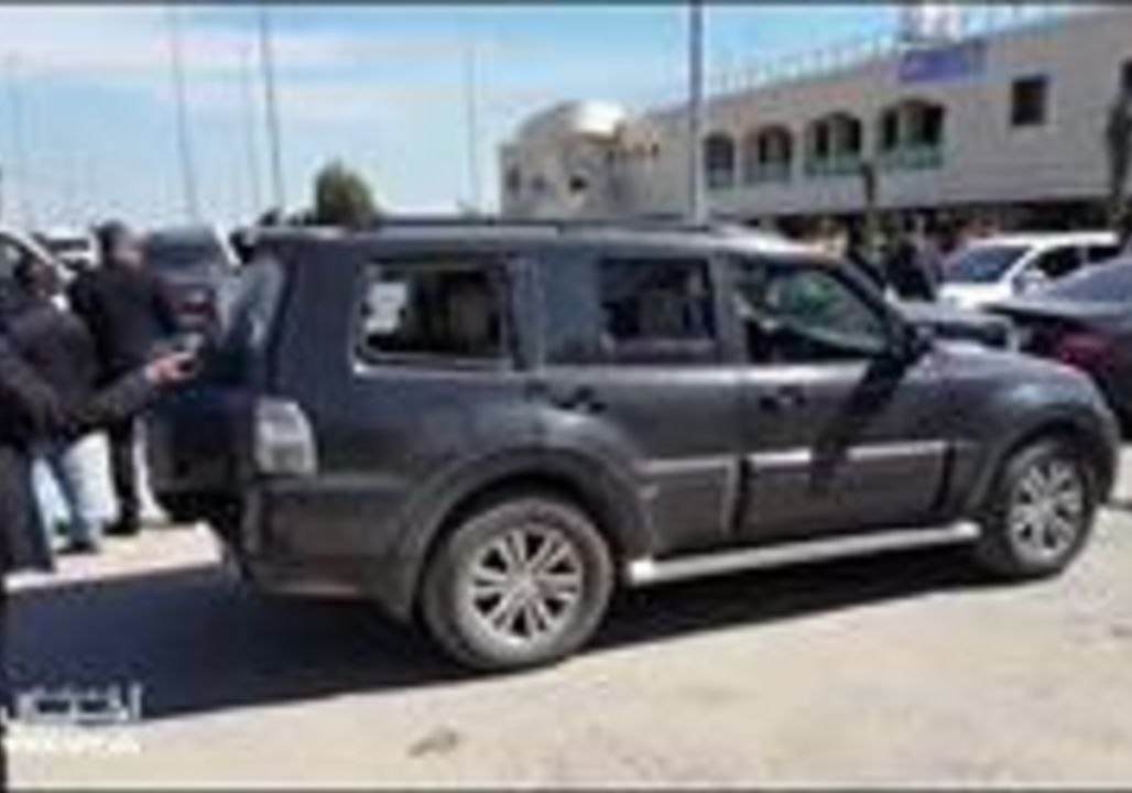 Blast Damages Convoy of Palestinian Prime Minister