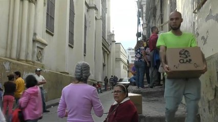 Venezuelans "starving" on Colombian border