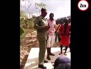 Horrible : pour devenir riche, un homme enterre sa petite amie vivante. Regardez ! (vidéo)
