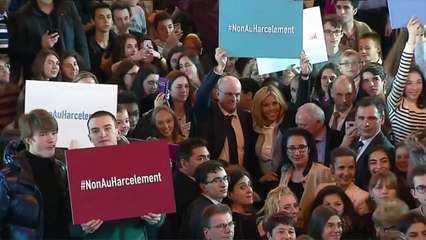 Deux heures de colle pour avoir demandé la main de Brigitte Macron