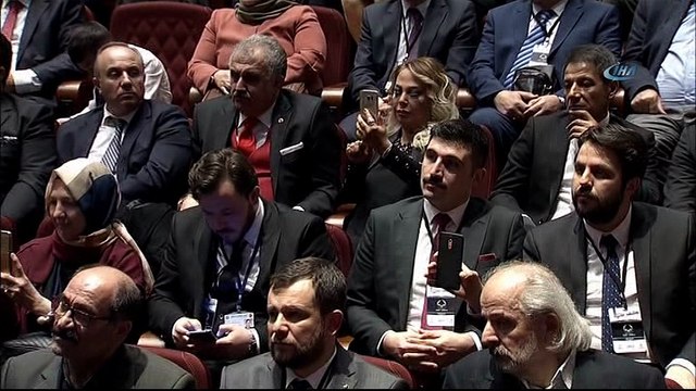 Cumhurbaşkanı Erdoğan: 'Şu an itibarıyla 3400 teröristi etkisiz hale getirdik. Afrin'e girdik, giriyoruz, çok fazla bir şey kalmadı. Biz Afrin'i gerçek sahiplerine teslim etmek için giriyoruz'