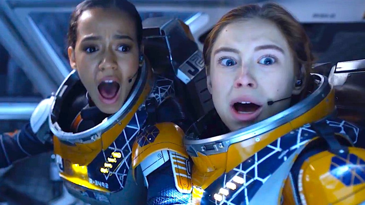 Lost in Space on Netflix - The Robinsons' Journey