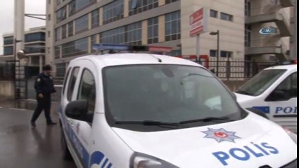 Kayseri'de Adalet Sarayı'nın Sokağında Şüpheli Paket Paniği