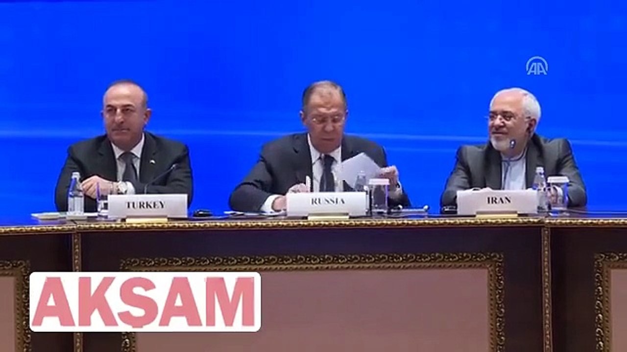 Dışişleri Bakanı Çavuşoğlu�ndan, yerel gazeteci olduğunu iddia eden kişiye tepki