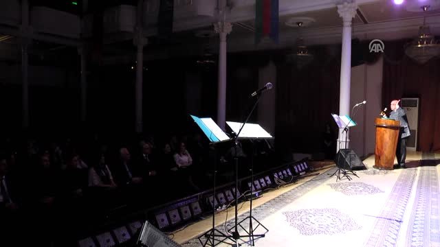 Bakü'de Şair ve Vatan Şiir Dinletisi