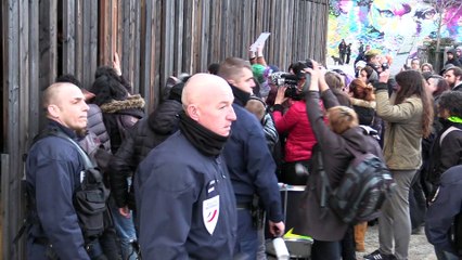 Bertrand Cantat à Grenoble: les partisans et les manifestants