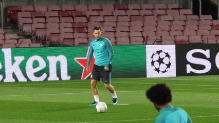 8es - Chelsea prend ses marques au Camp Nou