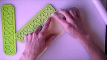 Making a hydrangea using a Marvelous Molds mould cake decorating flowers tutorial