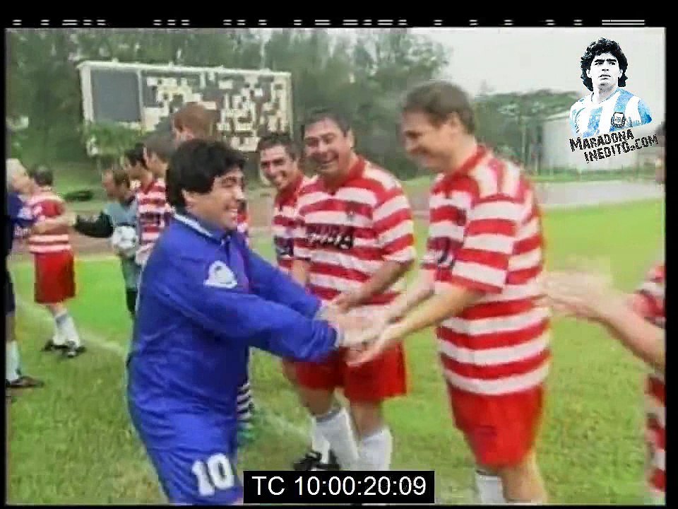 Maradona_- Partido en Cuba con Rodrigo