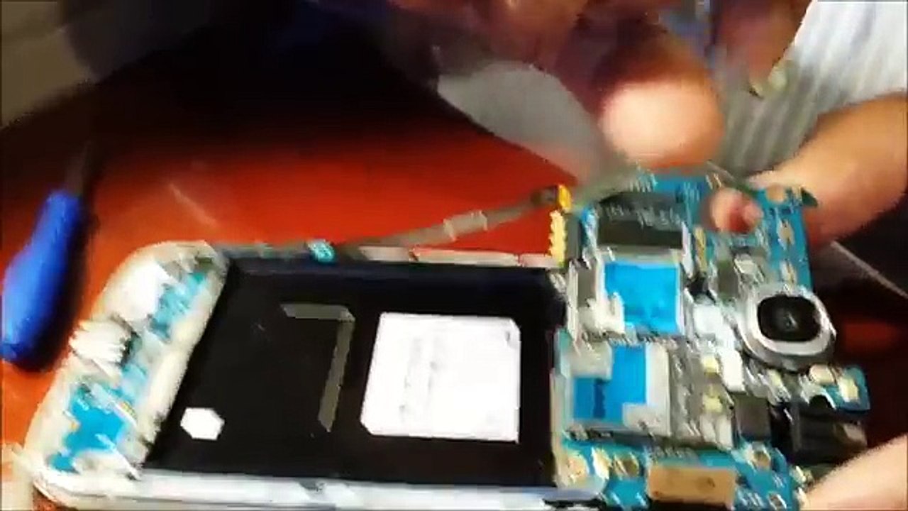 How to Repair Broken Front Glass Galaxy S4 yourself (DIY) | Replace A Smartphone Screen