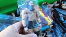 HUGE WWE TOY HUNT!!! FLEA MARKET/TOYSRUS/WALMART/TARGET