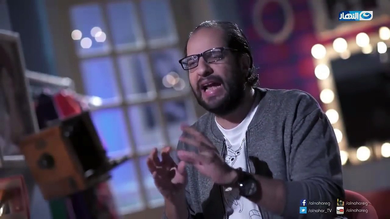 البلاتوه |  أنواع الناس اللي بتهري على الفيس بوك