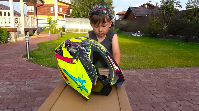 Funny BABY Unboxing And Assembling The Pocker Bike mini moto - mini Bike