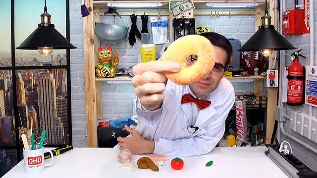 Cortando y abriendo pelotas antiestrés y juguetes squishy - Qué Hay Dentro? #6