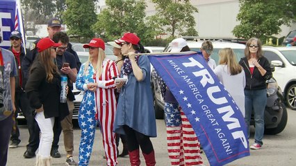 En el santuario de California, Trump defiende muro con México