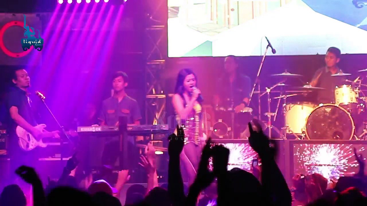 Novi Ananda - Munaroh [Cover]