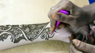 Stylish Floral Mehndi Designs for Hands 2017 - Traditional Henna Designs for Marriage