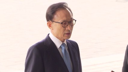 이명박 전 대통령 "참담...국민께 죄송" 검찰 조사 시작 / YTN