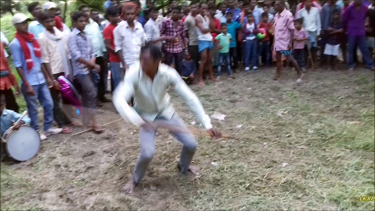 AMAZING CUTE MAN DURING SLEWING LOG IN MAHABIRI AKHADA   HOW CUTE NICE ONE MUST WATCH (10)