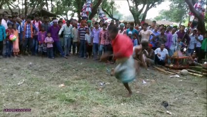 AMAZING CUTE MEN DURING SLEWING LOG IN MAHABIRI AKHADA   HOW CUTE NICE ONE MUST WATCH (4)