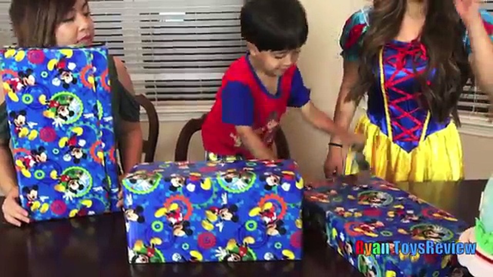 ryan toy review peppa pig
