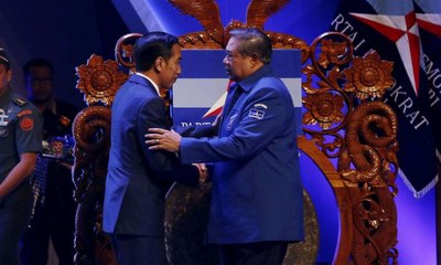 Dinilai Bermain Tiga Kaki, Demokrat Membantah