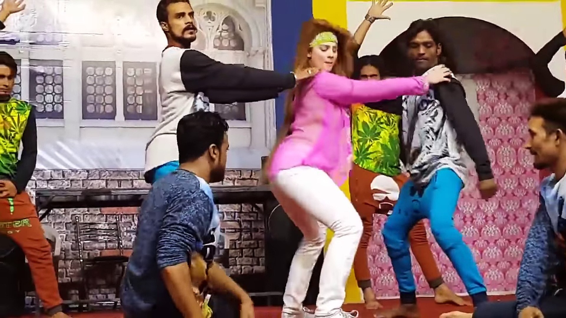 Sobia Khan Hd Sex - Afreen Pari -New Hot Stag Mujra Daddy mummy song Dance 2018 - video  Dailymotion