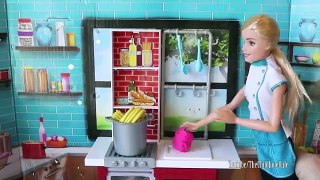 Barbie Doll and Play Kitchen Barbie Spaghetti Chef makes dinner for Ken