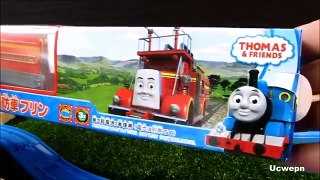 Trackmaster Flynn VS all new TOMY Flynn Unboxing review and first run