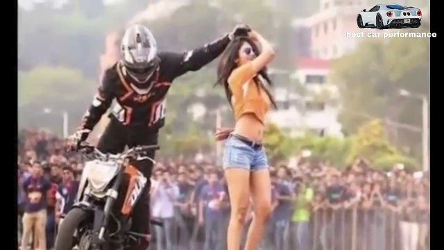 Kissing Stunt Show from KTM Duke Bike.