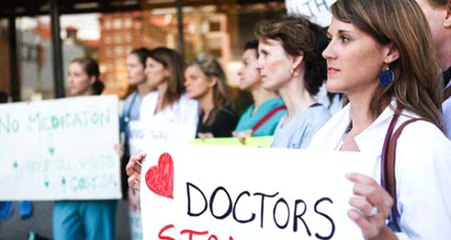 Kanadalı Doktorlar Maaş Zammının Geri Alınmasını İstedi