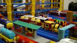 【juguetes de trenes】 Thomas y sus amigos Percy (00046 es)