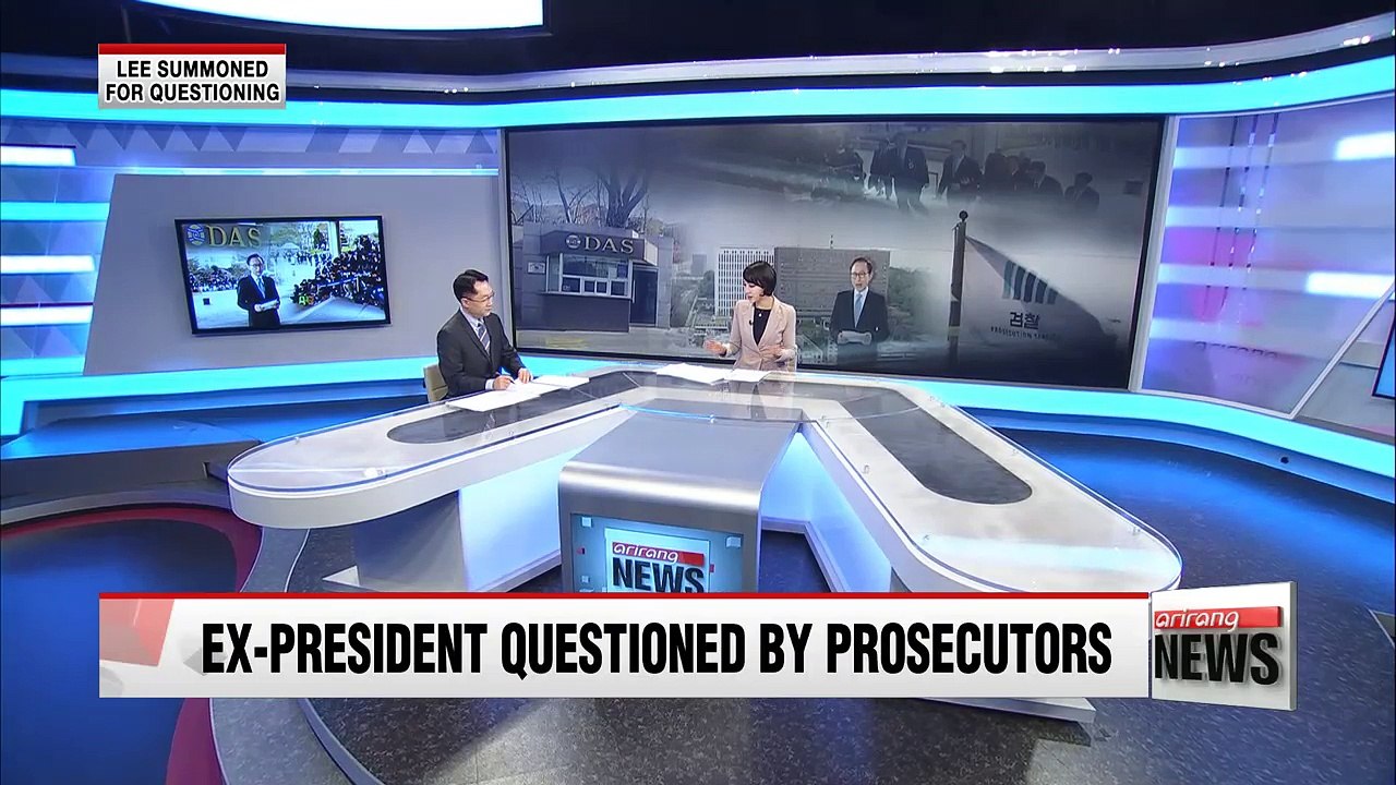 Former Pres. Lee summoned for questioning by prosecutors