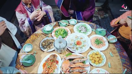 New Smiling Proud Wanderer (2018)  01