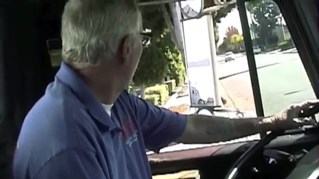 Dootson School of Trucking; CDL Shifting & down shifting www.dootsontruck.net